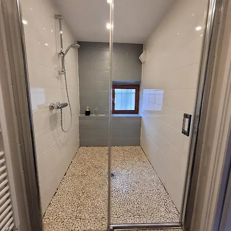 Cosy Duplex أوبيرني